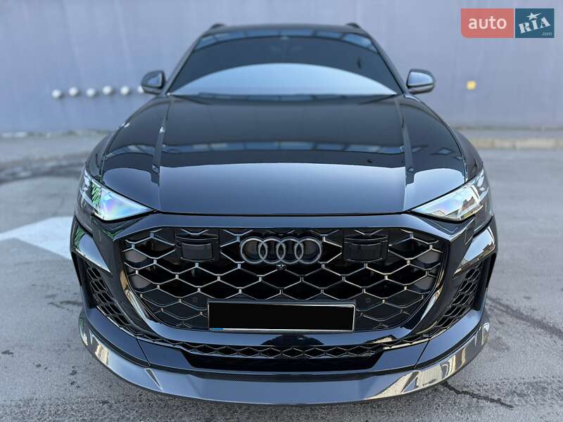 Внедорожник / Кроссовер Audi RS Q8 2025 в Киеве