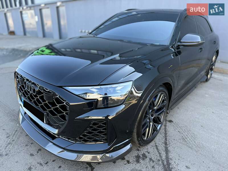 Внедорожник / Кроссовер Audi RS Q8 2025 в Киеве