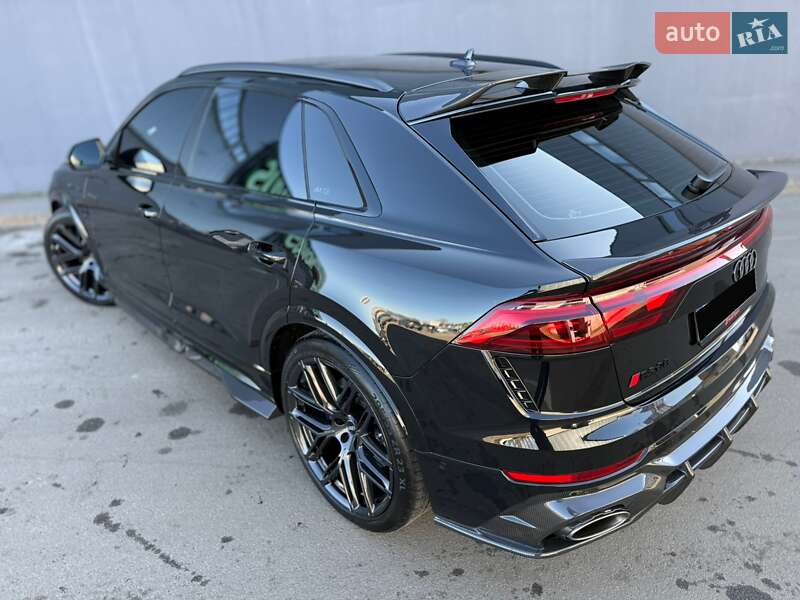 Внедорожник / Кроссовер Audi RS Q8 2025 в Киеве