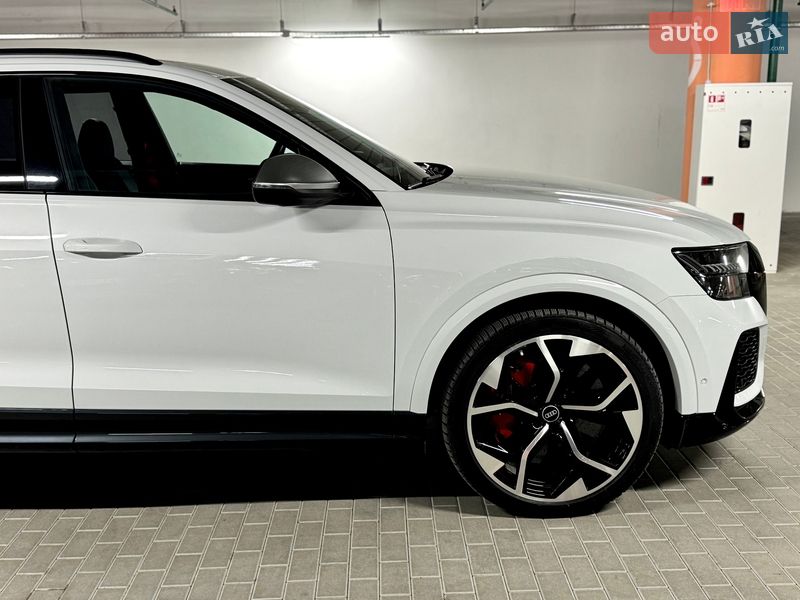 Внедорожник / Кроссовер Audi RS Q8 2021 в Киеве