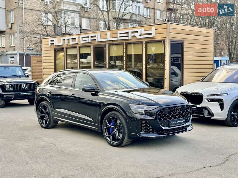 Audi RS Q8 2025