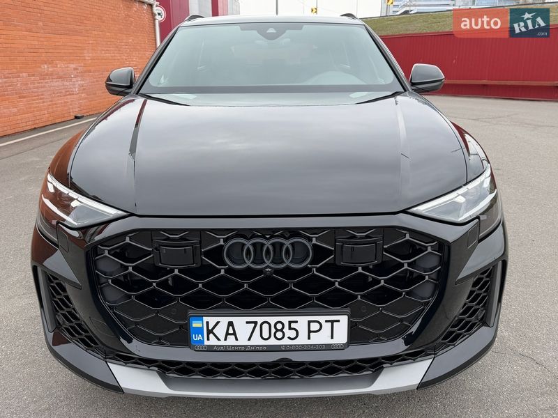 Внедорожник / Кроссовер Audi RS Q8 2025 в Киеве