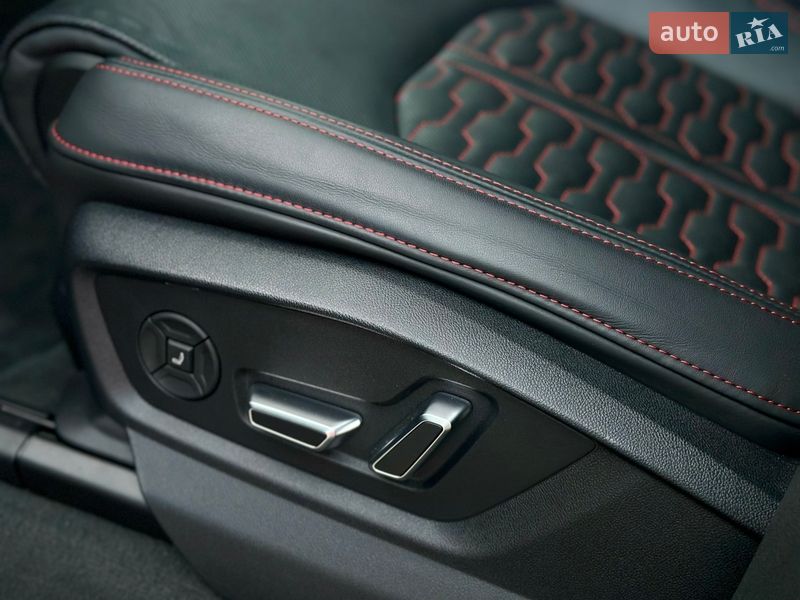 Позашляховик / Кросовер Audi RS Q8 2025 в Києві