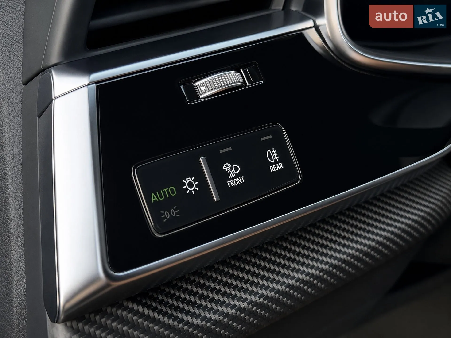 2020 Audi RS Q8 - мініатюра 23