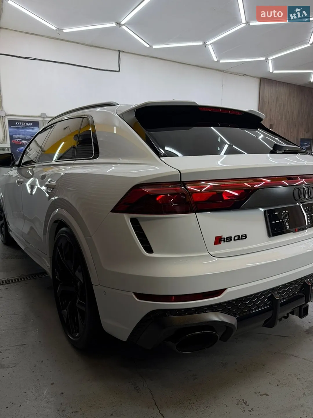 2023 Audi RS Q8 - мініатюра 4