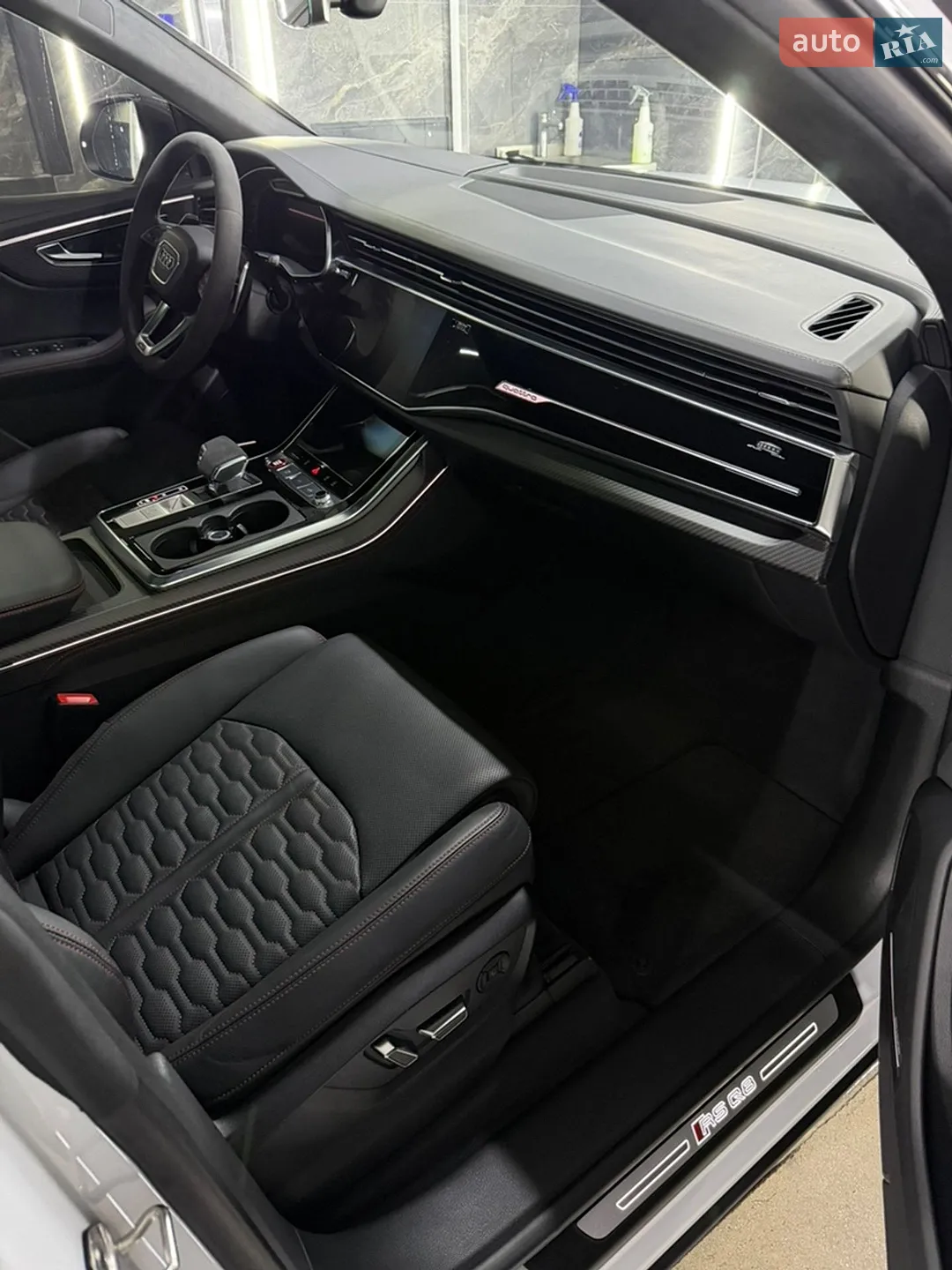 2023 Audi RS Q8 - мініатюра 9