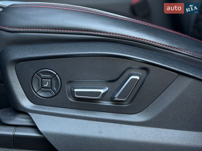 Позашляховик / Кросовер Audi RS Q8 2023 в Києві