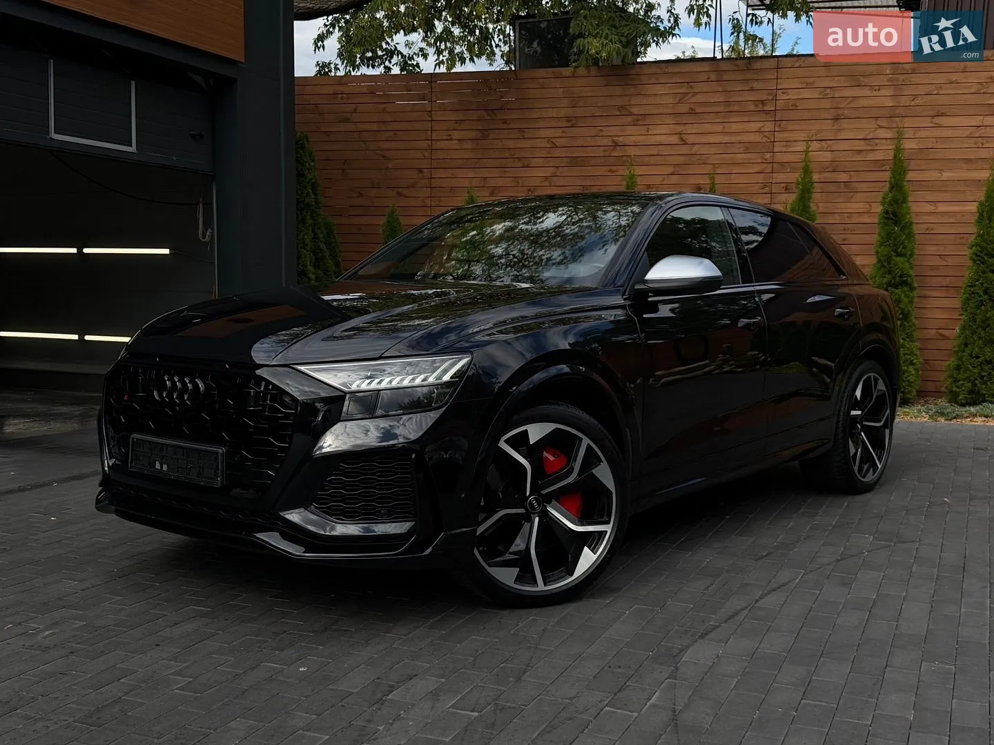2020 Audi RS Q8 - мініатюра 2