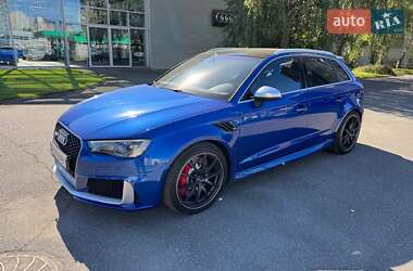 Хэтчбек Audi RS3 Sportback 2016 в Киеве