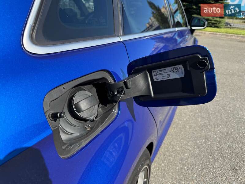 Хетчбек Audi RS3 Sportback 2016 в Києві