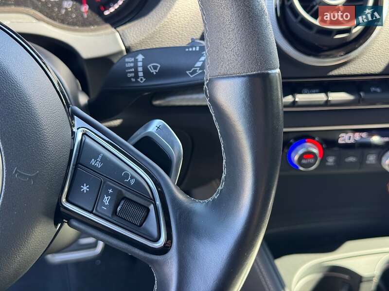 Хетчбек Audi RS3 Sportback 2016 в Києві