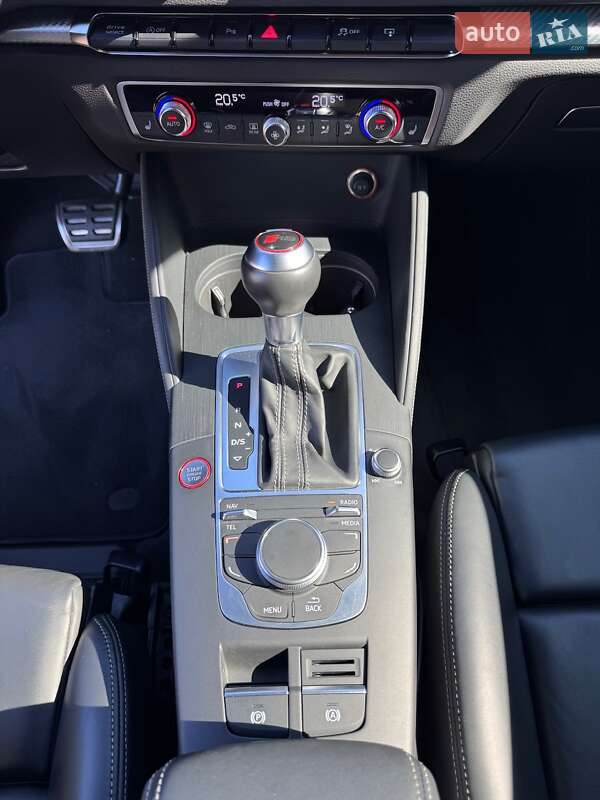 Хетчбек Audi RS3 Sportback 2016 в Києві