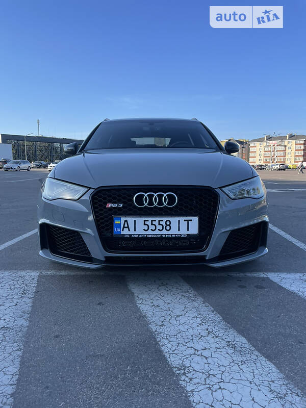 Седан Audi RS3 2015 в Василькові