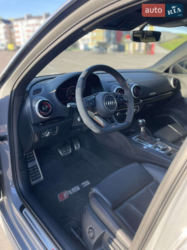 Седан Audi RS3 2015 в Василькове