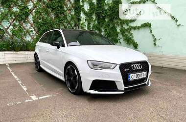 Хэтчбек Audi RS3 2016 в Киеве