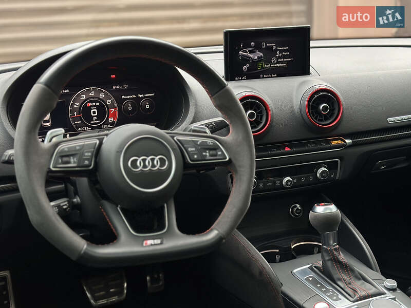 Седан Audi RS3 2018 в Днепре