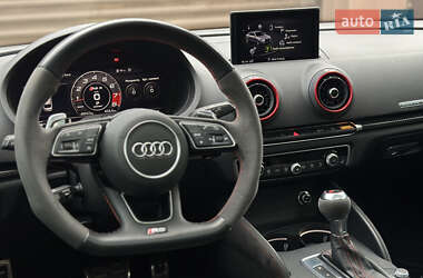 Седан Audi RS3 2018 в 