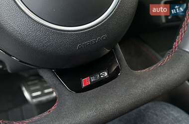 Седан Audi RS3 2015 в 