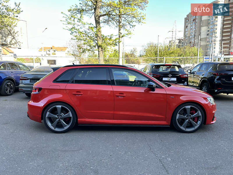 Седан Audi RS3 2017 в Одессе