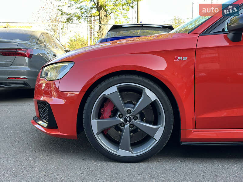 Седан Audi RS3 2017 в Одессе