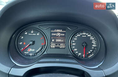 Седан Audi RS3 2017 в 
