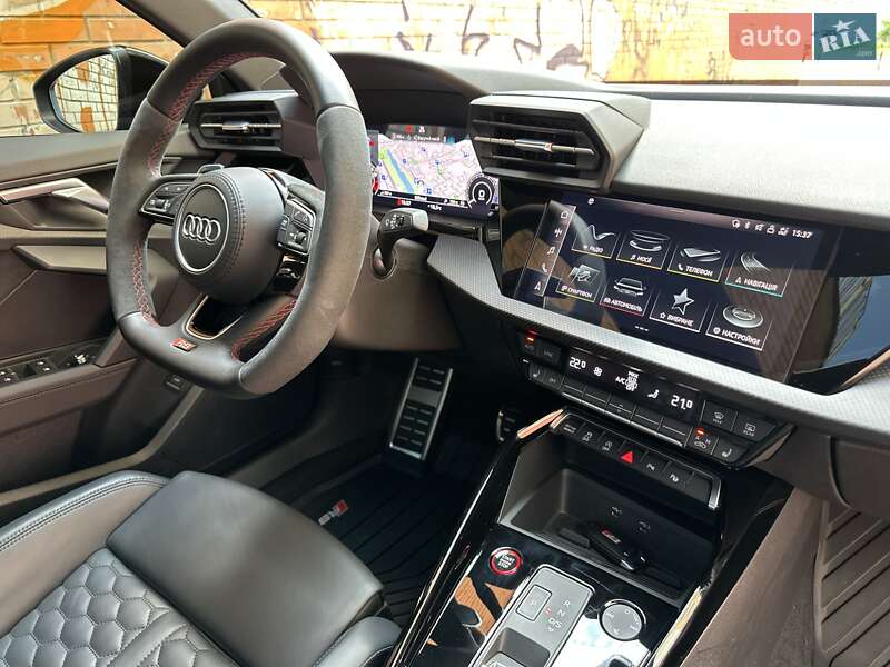Седан Audi RS3 2021 в Киеве