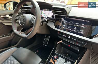 Седан Audi RS3 2021 в 