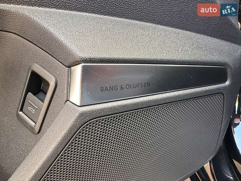 Седан Audi RS3 2021 в Киеве