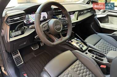 Седан Audi RS3 2021 в 