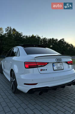 Седан Audi RS3 2017 в 