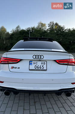 Седан Audi RS3 2017 в 