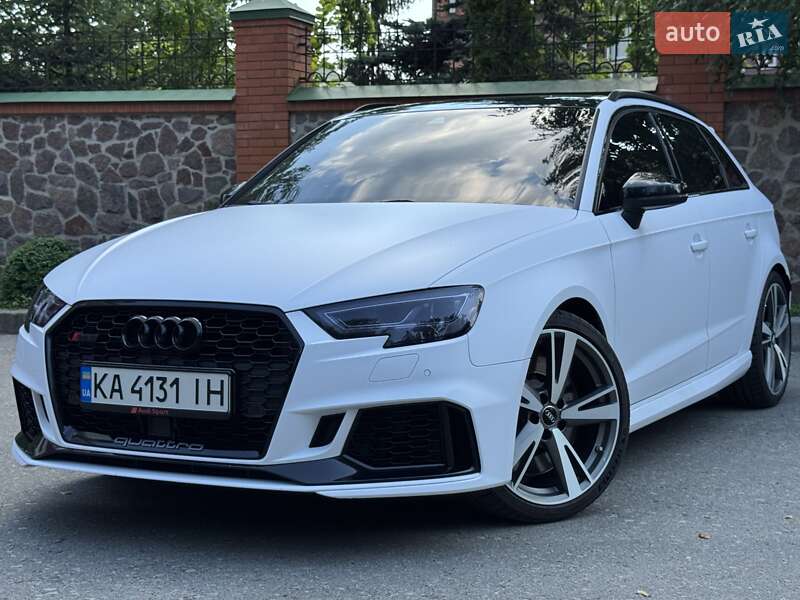 Хетчбек Audi RS3 2016 в Києві