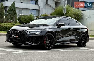 Седан Audi RS3 2022 в 