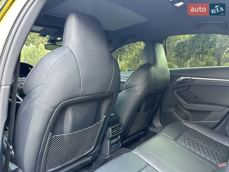Седан Audi RS3 2022 в Днепре