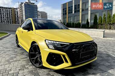 Седан Audi RS3 2022 в 