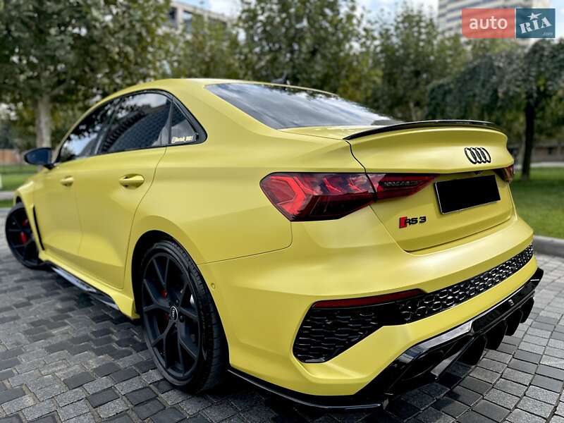 Седан Audi RS3 2022 в Днепре