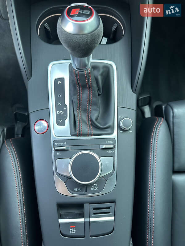 Седан Audi RS3 2017 в Киеве фото 14 Седан Audi RS3 2017 в Киеве