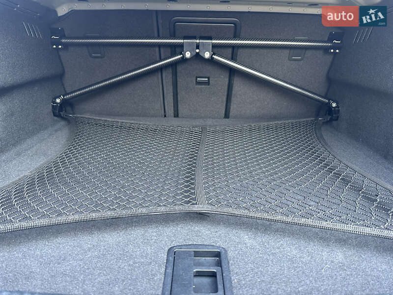 Седан Audi RS3 2017 в Киеве фото 29 Седан Audi RS3 2017 в Киеве