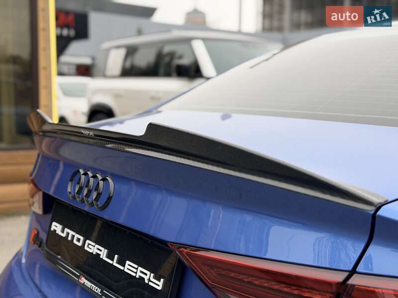 Седан Audi RS3 2017 в Києві фото 11 Седан Audi RS3 2017 в Києві