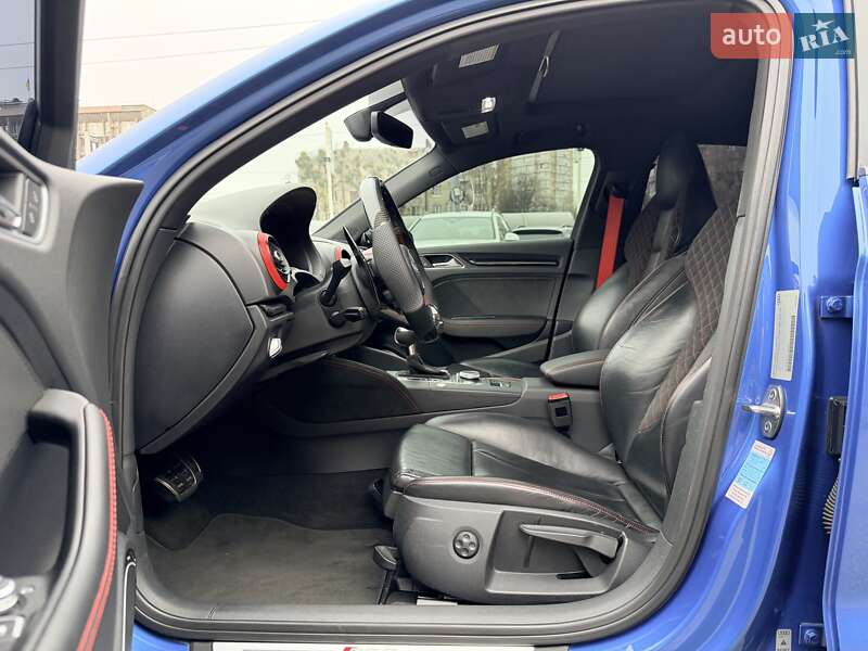 Седан Audi RS3 2017 в Києві фото 19 Седан Audi RS3 2017 в Києві