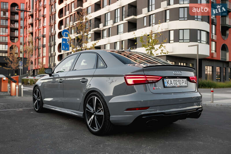 Седан Audi RS3 2017 в Києві фото 4 Седан Audi RS3 2017 в Києві