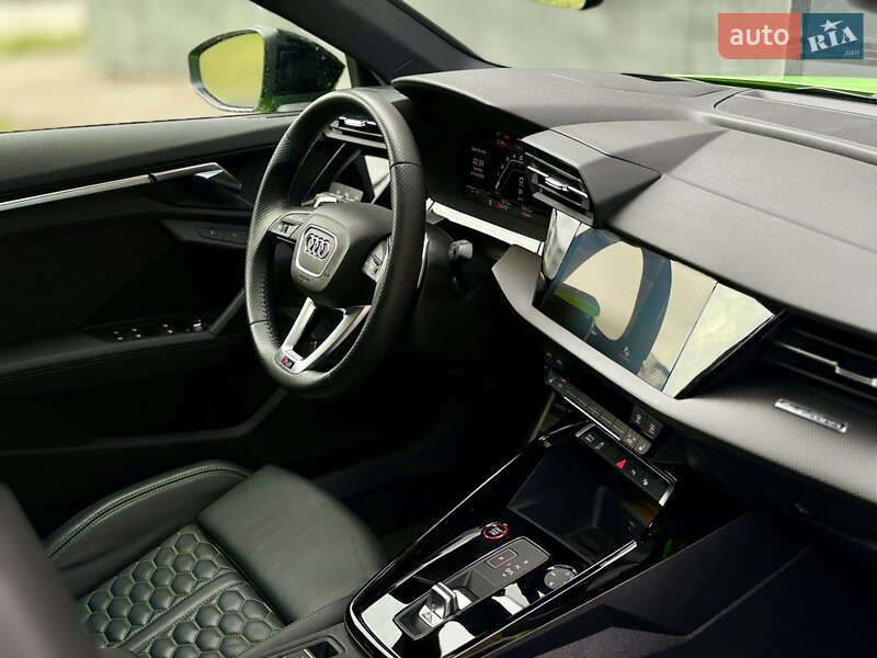 Седан Audi RS3 2024 в Харькове