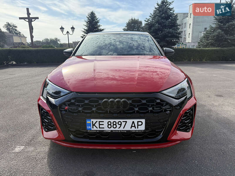 Седан Audi RS3 2022 в Днепре
