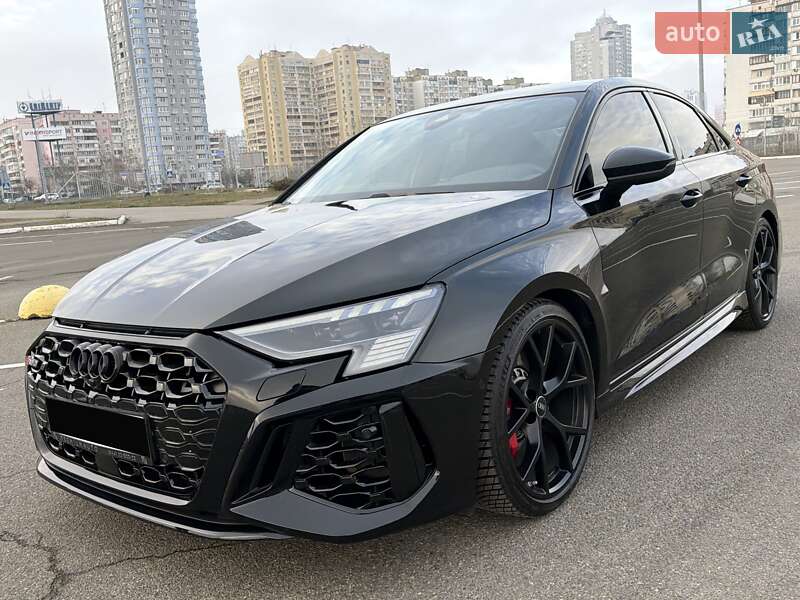 Седан Audi RS3 2021 в Киеве фото 12 Седан Audi RS3 2021 в Киеве