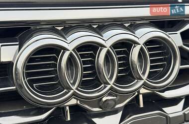Седан Audi RS3 2021 в Киеве