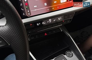 Седан Audi RS3 2022 в Умані