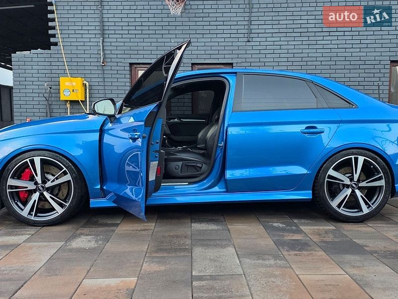 Седан Audi RS3 2017 в Києві
