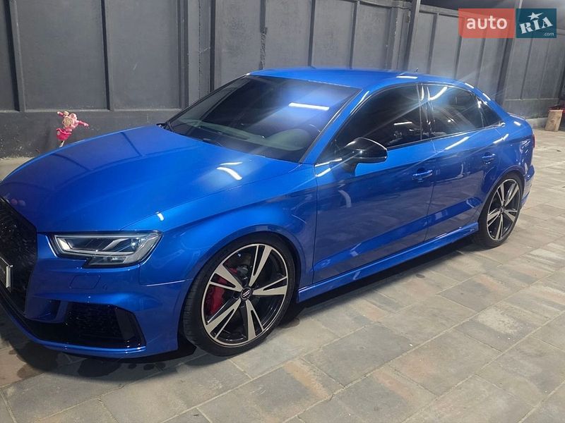 Седан Audi RS3 2017 в Києві