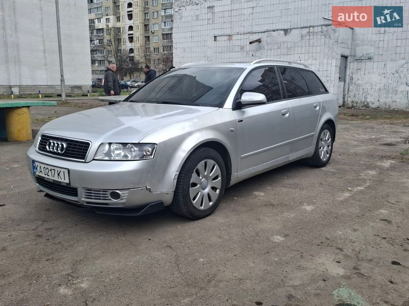 Универсал Audi RS4 2004 в Киеве
