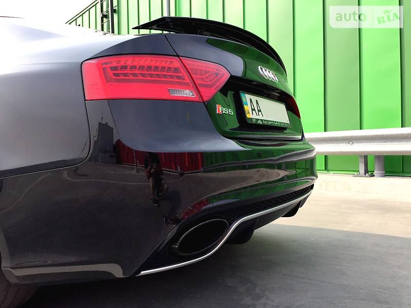 Купе Audi RS5 2013 в Киеве фото 23 Купе Audi RS5 2013 в Киеве